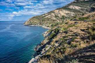 vel trekking sail elba capraia corsica